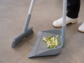 Vikan Dustpan Broom with Angled Thread, 250 mm, Medium, Blue