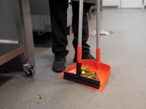 Vikan Upright Dustpan and Broom Set, 330 mm, Medium, Blue