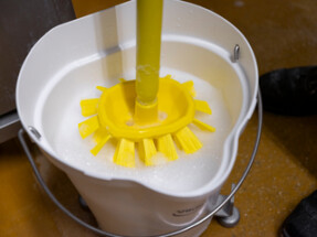 Vikan Bucket, 12 Litre, Blue