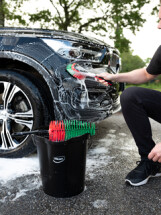 Vikan Alloy Wheel Brush, Large, Ø105 mm, 425 mm, Soft, Black