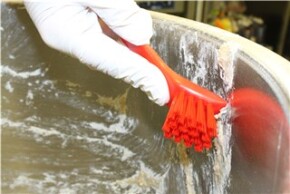 Vikan Detail Brush with Scraping Edge, 150 mm, Hard, Blue